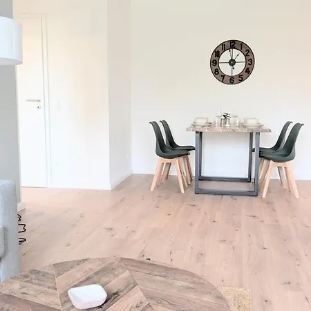 公寓 Hygge Homes - 'stilla' 策勒